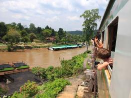 콰이강 죽음의 철교 기사 이미지