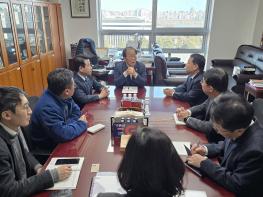 더불어민주당 윤후덕·박정 의원, “파주 단수 피해 선보상 서둘러야” 기사 이미지