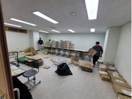 파주교육지원청, 2026년 3월 1일 신설학교 교과서‘교실까지’분류·배부 지원 완료  기사 이미지