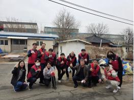 파주시 월롱면, ‘따봉’ 봉사단과 함께 홀로 어르신을 위한 ‘쾌적한 봄 선물’ 기사 이미지