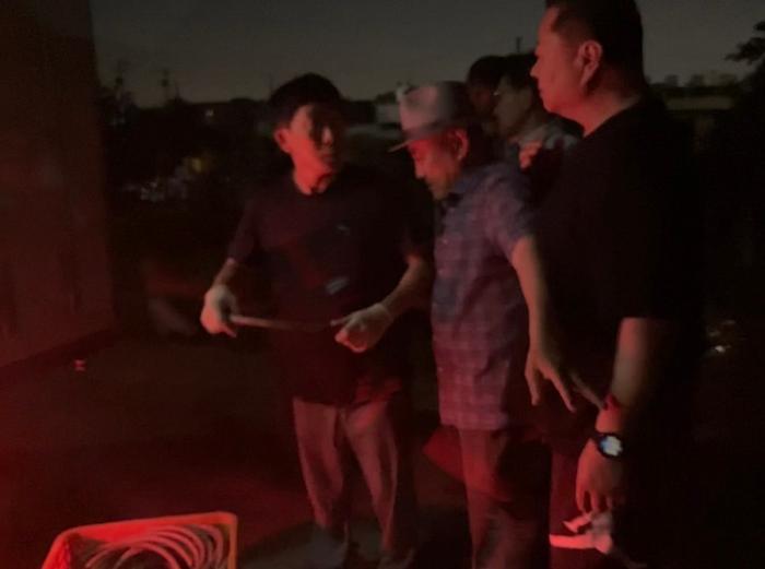 ‘친명’의 진정성, 사진 속 미소인가 현장의 땀방울인가