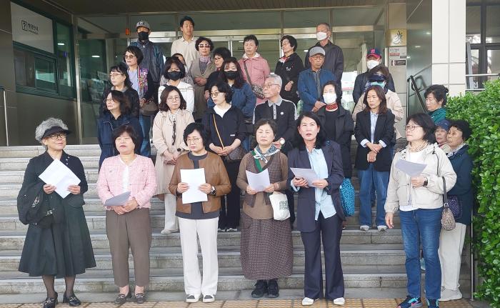 『나는 포주다』 출판 축하가 공직자 처신인가”... 시민단체, 손배찬 후보 ‘이중 행보’ 강력 규탄